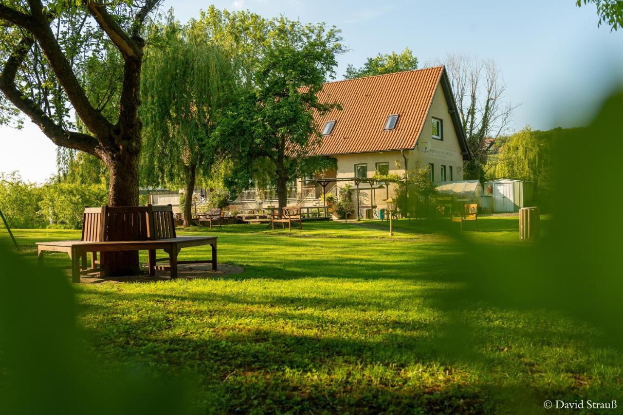 Hotel Wasserschloesschen Наумбург Екстериор снимка