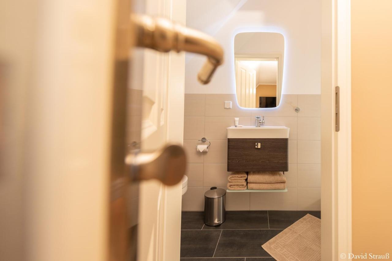 Hotel Wasserschloesschen Наумбург Екстериор снимка